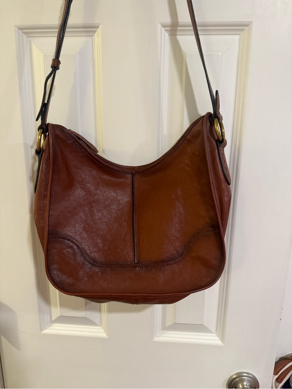 Classic Brown Leather Frye brand Shoulder/Crossbody Bag - Women